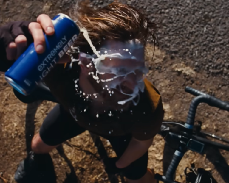 Molson Coors é proibida de comparar cerveja light de rivais com água