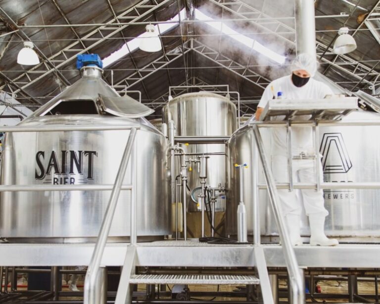 Cervejaria Santa Catarina fecha fábrica, demite 88 e busca terceirizar marcas