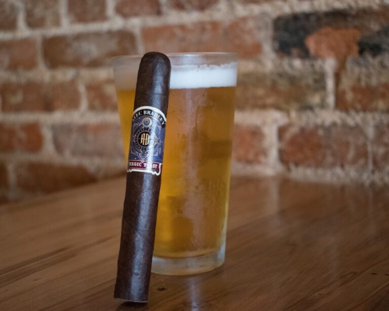 Balcão do Jayro: “Continuo queimando tudo até (quase) a última ponta”