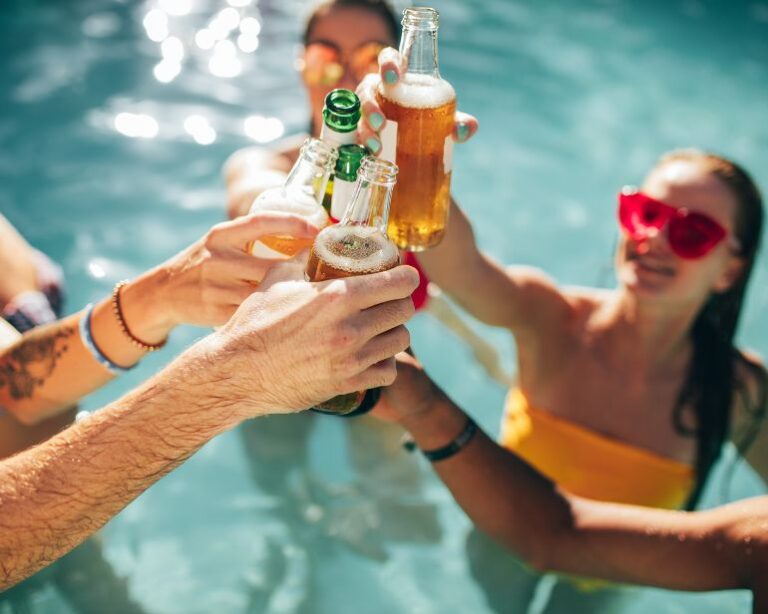 Verão aquecido: 6 estratégias para cervejarias impulsionarem as vendas