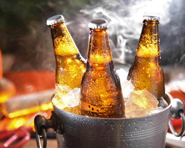 Lucro da Ambev cai 10,9% e venda de cerveja no Brasil recua 1,1% no 4º trimestre