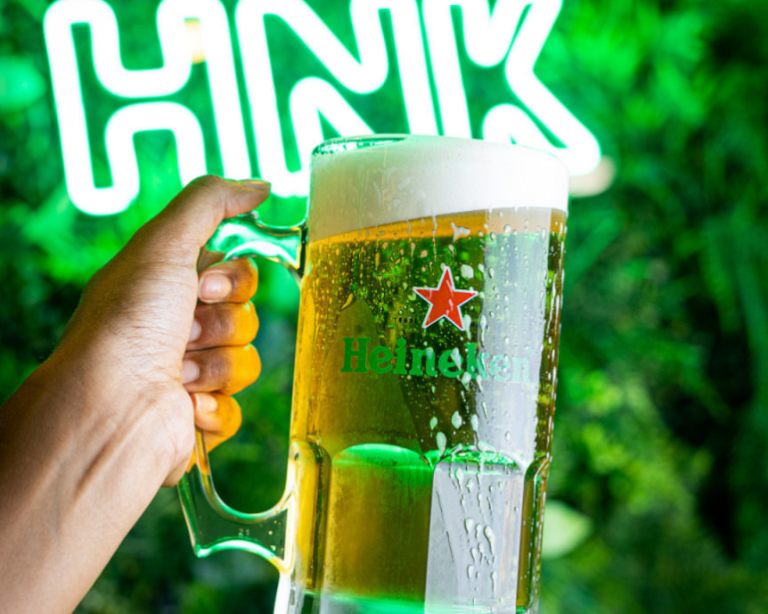 Heineken amplia presença nos aeroportos com 5 bares e expansão em Guarulhos