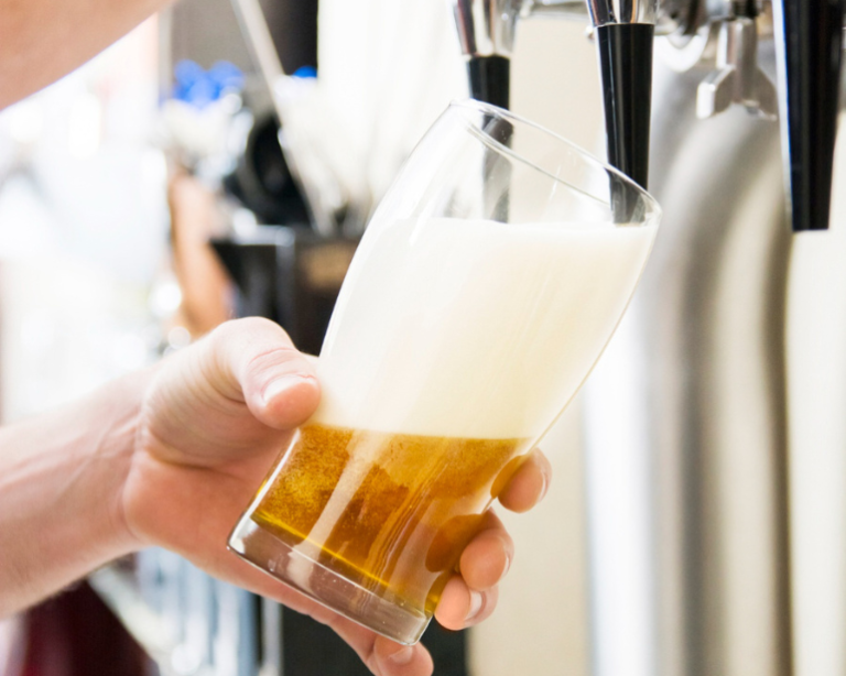 Produção de alcoólicas recua e acompanha ritmo da indústria nacional