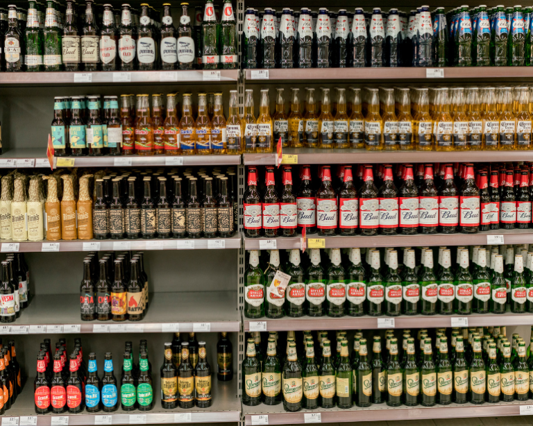 Preço da cerveja cai em julho, mas inflação do ano ainda supera IPCA