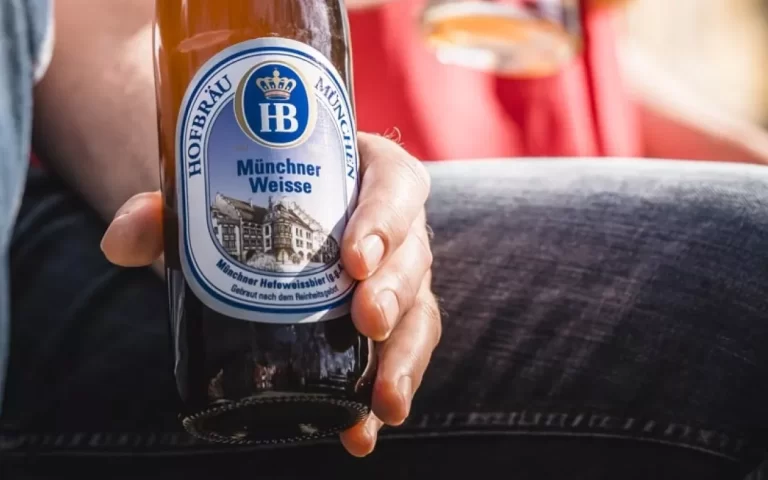 Com Hofbräu, Brasil consolida tendência de “nacionalizar” rótulos estrangeiros