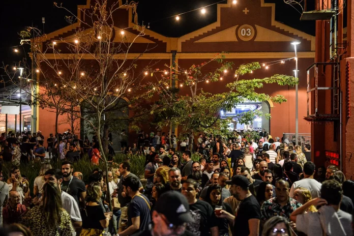 Este ano o Mondial de La Bière no Rio terá cerca de 1,5 mil rótulos diferentes para provar. Então, é preciso escolher (Crédito: Divulgação / Mondial de La Bière)