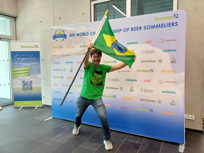 Rodrigo Sawamura, quarto lugar no Campeonato Mundial de Sommelier de Cervejas 2025 em Munique, na Alemanha. (Foto: Arquivo Pessoal)