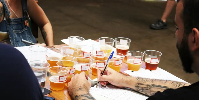 Entre as novidades do concurso Melhor IPA do Brasil estão a categoria Lúpulos Brasileiros e o prêmio especial “Melhor IPA criada por Elas” (Divulgação / IPA Day Brasil)