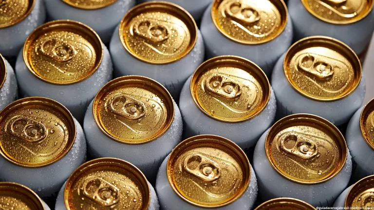 Isenção do Imposto de Renda até R$ 5 mil renderia quantas cervejas?