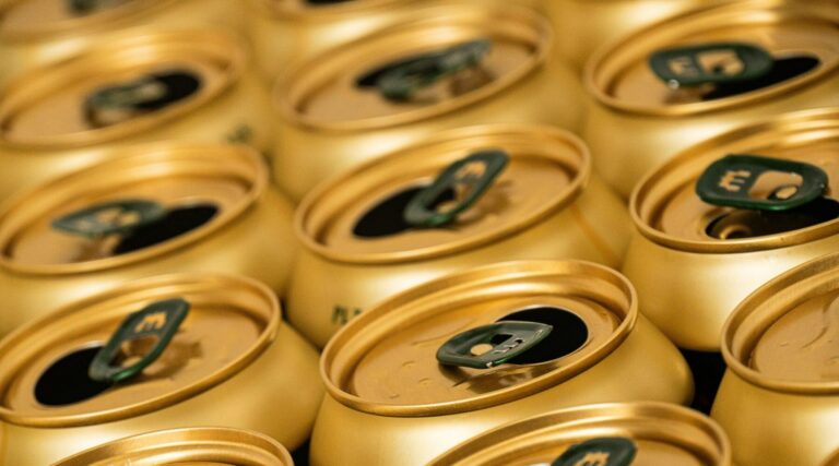 Inflação da cerveja de setembro cai e produção industrial tem recuperação