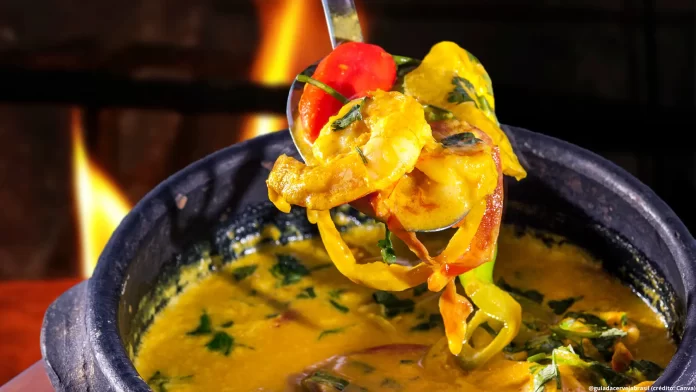 Moqueca e mocotó foram pratos elogiados pelo mestre cervejeiro Garret Oliver (Crédito: Canva)