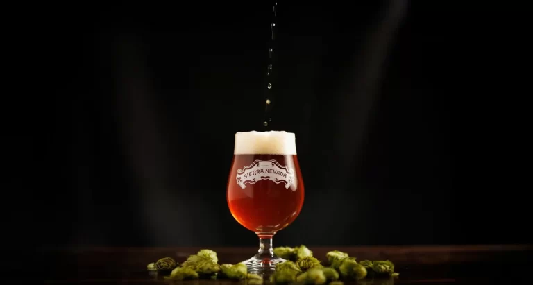 Sierra Nevada lança rótulo raro feito com pingos de cerveja extraídos de lúpulo fresco