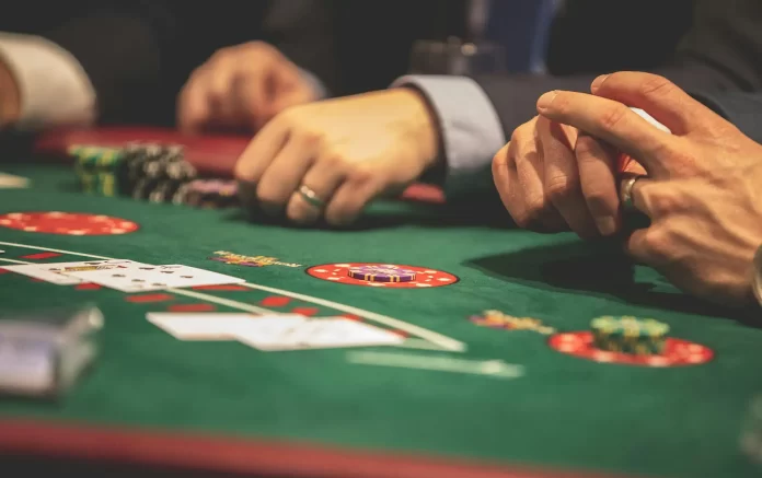 Um programa VIP de cassino é um sistema de recompensa para jogadores ativos com base em pontos, níveis de status e ofertas personalizadas (Crédito: Drew Rae / Pexels)