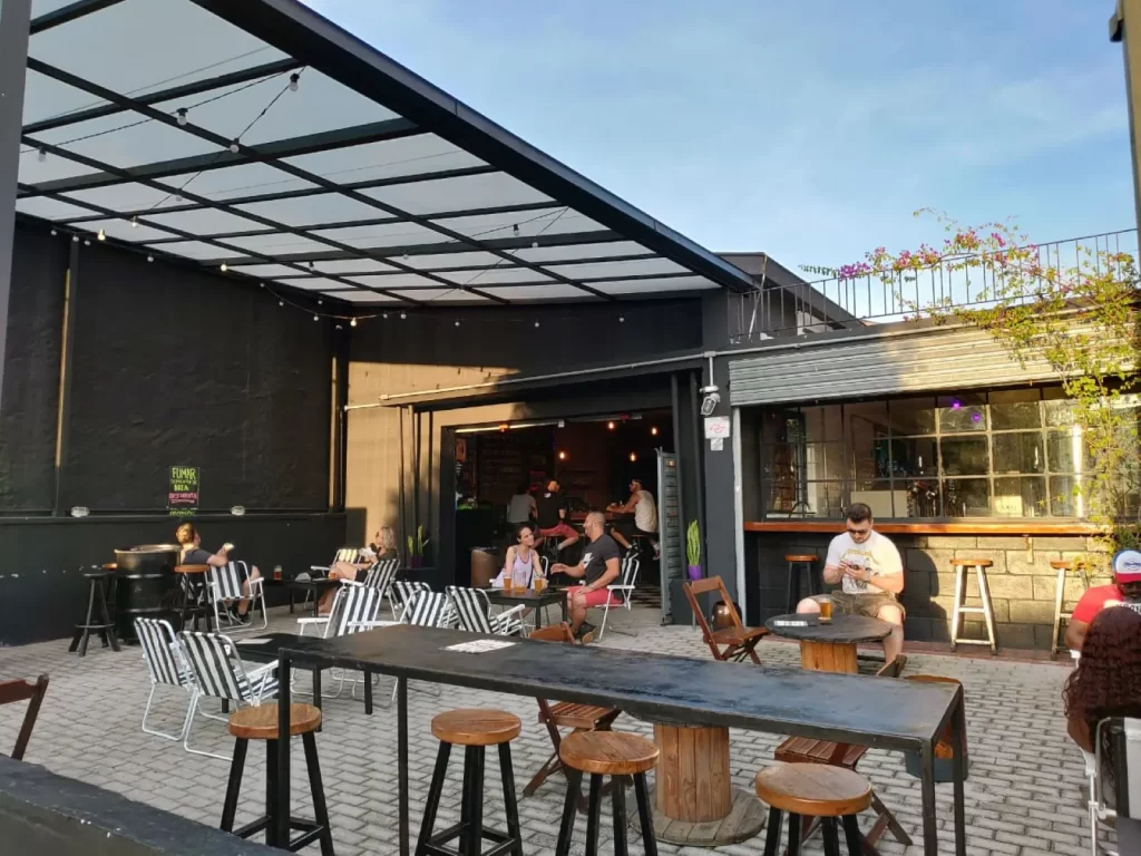 Armazém 77 é uma das cervejaria sem São Paulo com experiência mais autêntica (Crédito: Divulgação)