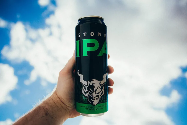 A volta da Stone Brewing: Firestone Walker e Duvel vão comprar marca e ativos da Sapporo nos EUA