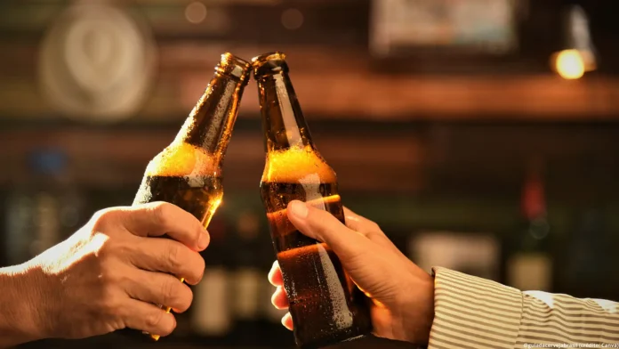 Região Sul lidera a participação no consumo de cerveja sem álcool com 6% (Crédito: Canva.com)