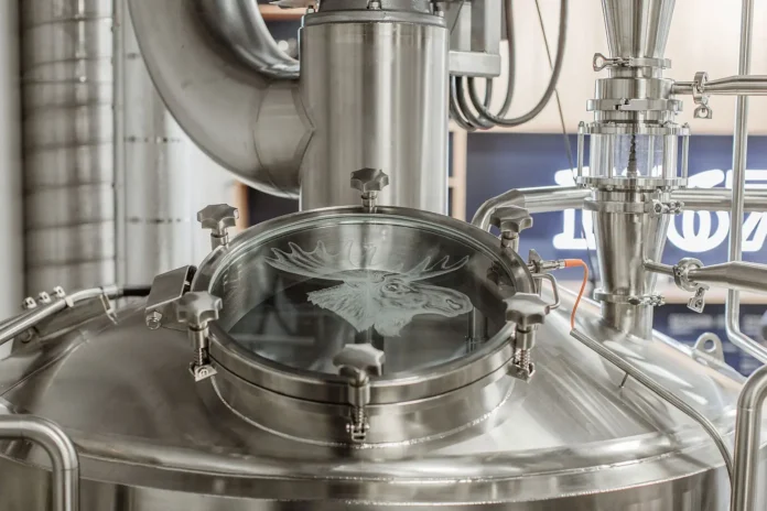 Proibição sobre cervejas canadenses afeta cervejarias como a Moosehead, maior independente do Canadá que exporta cerca de 15% do seu voluma para os Estados Unidos (Foto: Reprodução / site Moosehead)